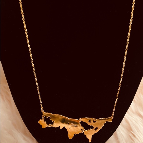 Necklace and bracelet set - Picture 2 of 8